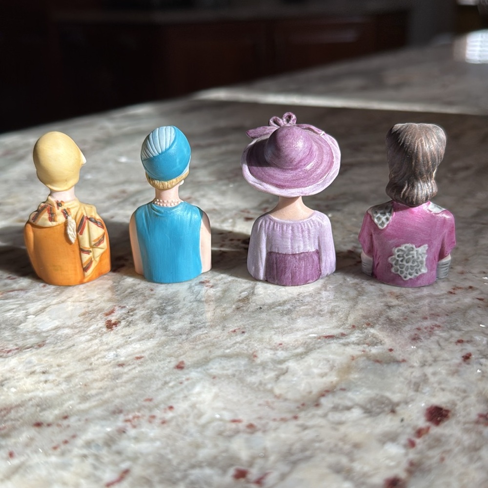 Avon Victorian Lady Thimbles - Picture 2 of 11
